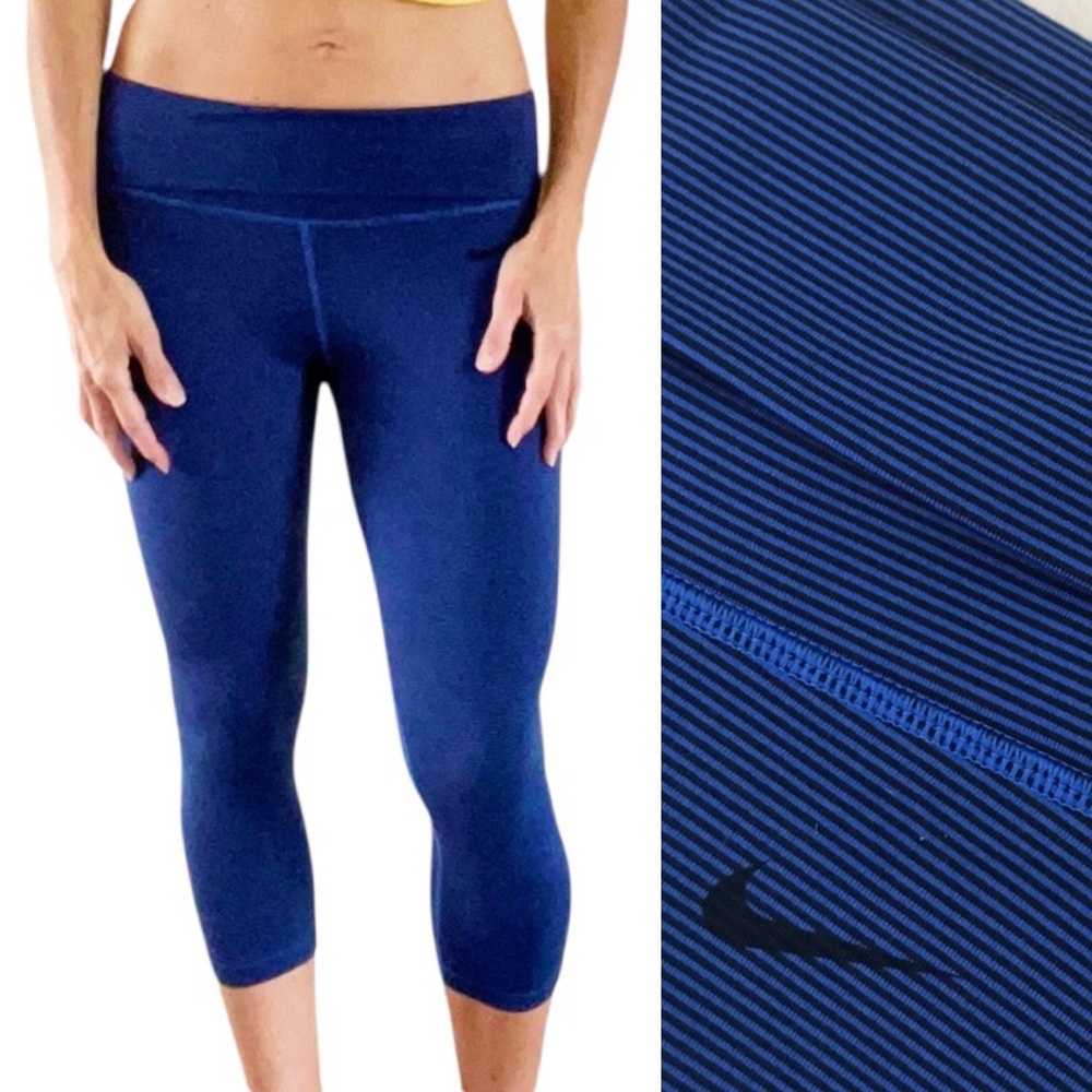 Nike Dri Fit Legend 2.0 Fold Over Cropped Leggings Blue Stripe Small